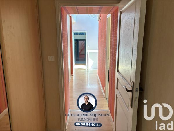 Maison traditionnelle 7 pièces de 240 m² à Cherbourg-en-Cotentin (50110)