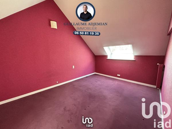 Maison traditionnelle 7 pièces de 240 m² à Cherbourg-en-Cotentin (50110)