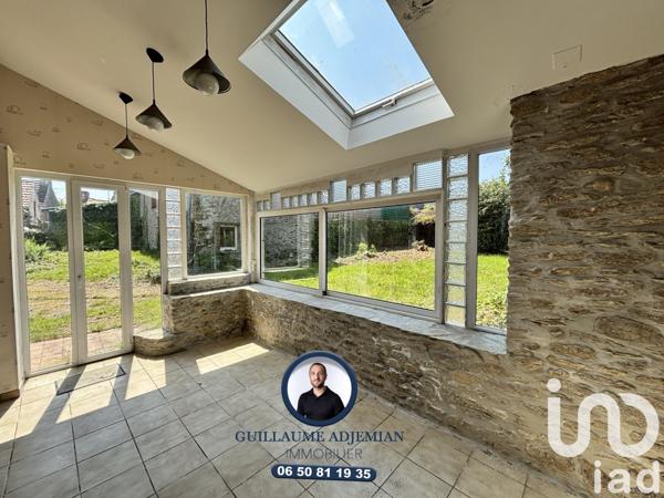 Maison traditionnelle 7 pièces de 240 m² à Cherbourg-en-Cotentin (50110)