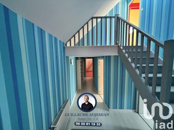 Maison traditionnelle 7 pièces de 240 m² à Cherbourg-en-Cotentin (50110)