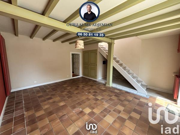 Maison traditionnelle 7 pièces de 240 m² à Cherbourg-en-Cotentin (50110)