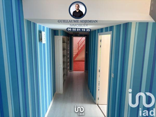 Maison traditionnelle 7 pièces de 240 m² à Cherbourg-en-Cotentin (50110)