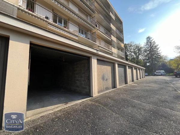 Parking à louer Chambéry (73000)
