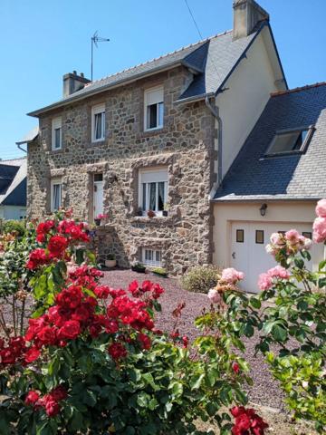 Maison de caractère SAINT QUAY PERROS (22)