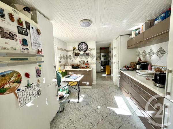 Maison à vendre  6 pièces - 180 m2 ST CAPRAIS DE BORDEAUX - 33