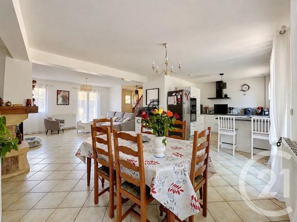 Maison à vendre  7 pièces - 124,68 m 2   CHELLES  - 77