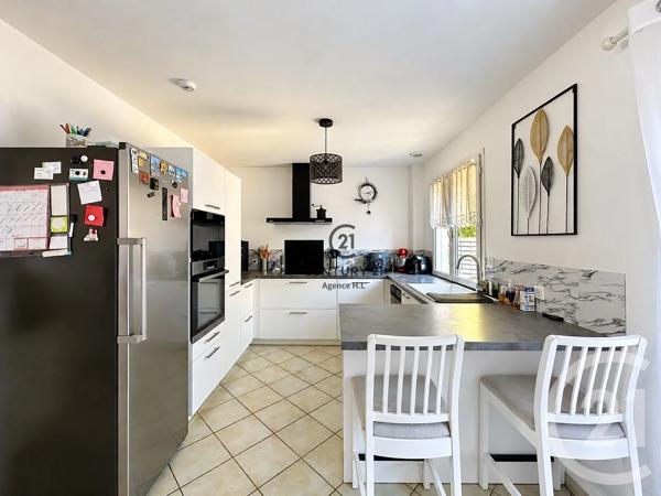 Maison à vendre  7 pièces - 124,68 m 2   CHELLES  - 77