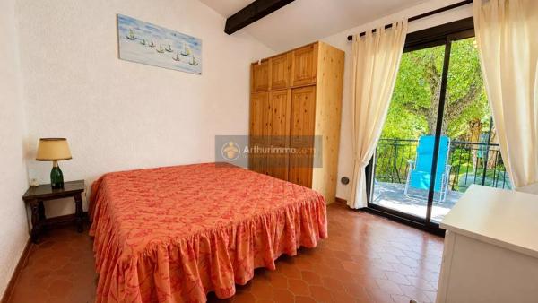 Vente                                                      Maison
                        
                     4 pièces                      71 m2                     à Fréjus
