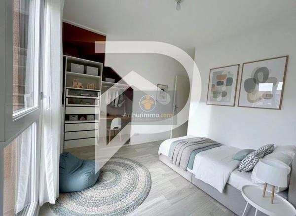 Vente                                                      Appartement
                        
                     3 pièces                      58 m2                     à Carrières-sous-Poissy