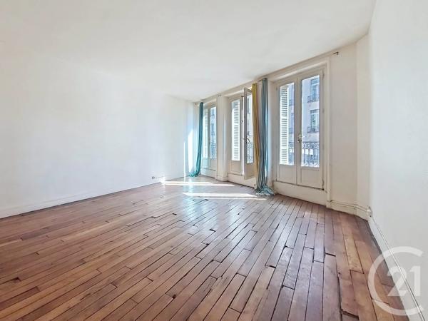 Appartement T3 à vendre  3 pièces - 71,32 m 2   PARIS  - 75010