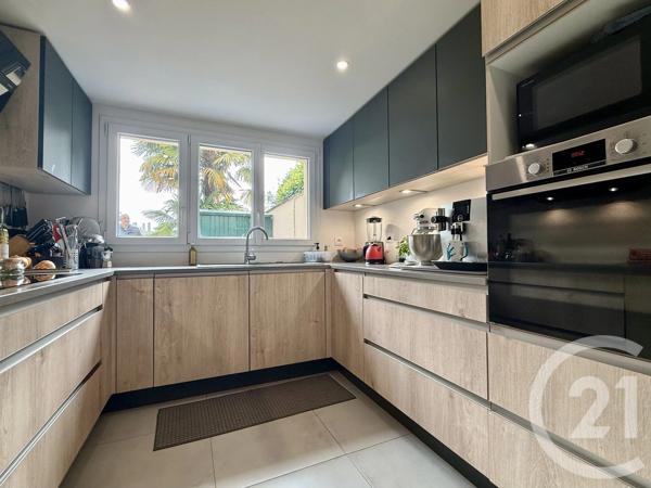 Maison à vendre  5 pièces - 137,48 m 2   ST GERMAIN EN LAYE  - 78