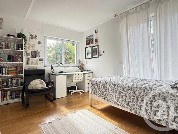 Maison à vendre  5 pièces - 137,48 m 2   ST GERMAIN EN LAYE  - 78
