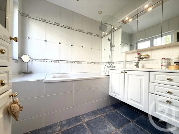 Maison à vendre  5 pièces - 137,48 m 2   ST GERMAIN EN LAYE  - 78