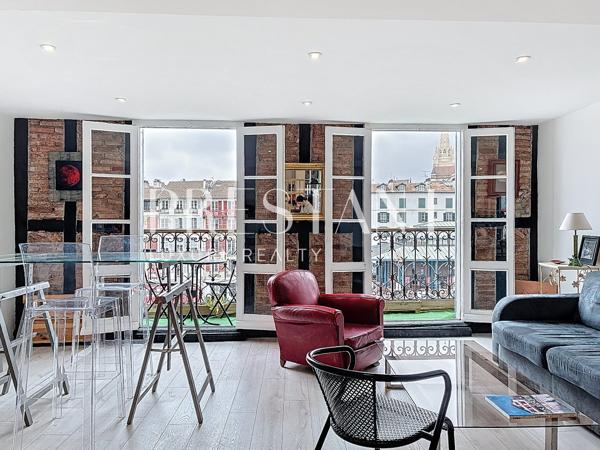 Appartement de charme avec vue sur la Nive au cœur du Petit Bayonne., BAYONNE