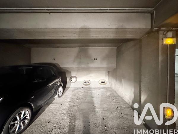 Parking à vendre 9 m² Paris 17