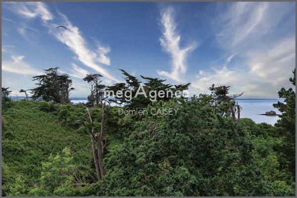 Maison à TREBEURDEN, 22560 - 15 pièces 360m²