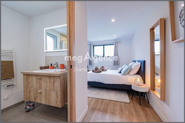 Maison à TREBEURDEN, 22560 - 15 pièces 360m²