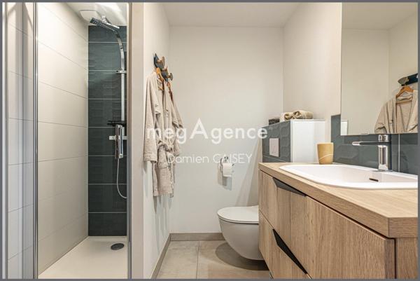 Maison à TREBEURDEN, 22560 - 15 pièces 360m²