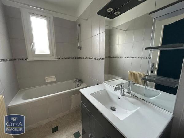 Appartement à louer 3 pièces 63.58m²