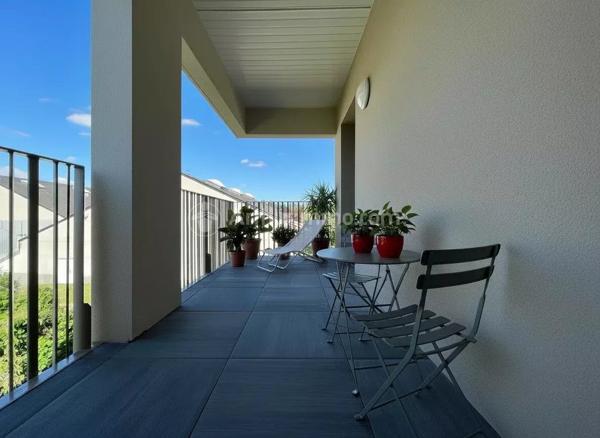 Location                                                      Appartement
                        
                     2 pièces                      41 m2                     à Saint-Avertin