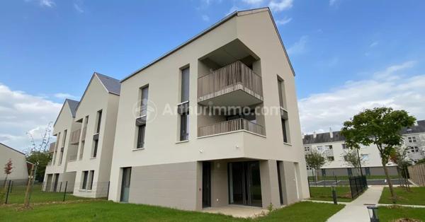 Location                                                      Appartement
                        
                     2 pièces                      41 m2                     à Saint-Avertin