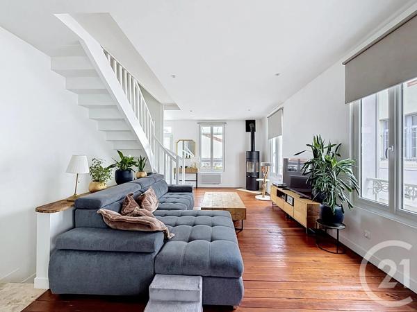 Maison à vendre  5 pièces - 107,68 m 2   FONTAINEBLEAU  - 77