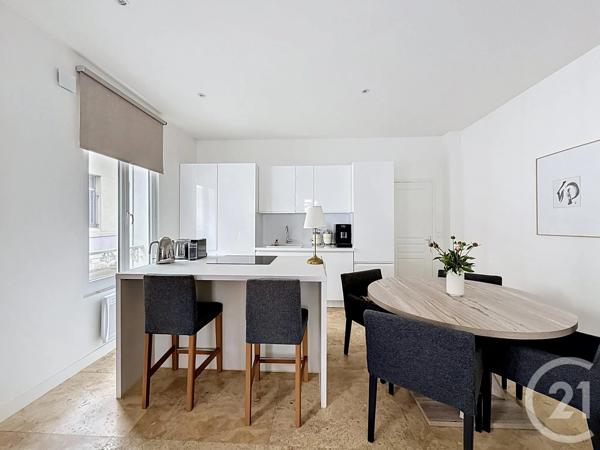 Maison à vendre  5 pièces - 107,68 m 2   FONTAINEBLEAU  - 77