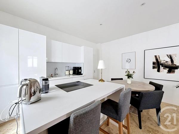 Maison à vendre  5 pièces - 107,68 m 2   FONTAINEBLEAU  - 77