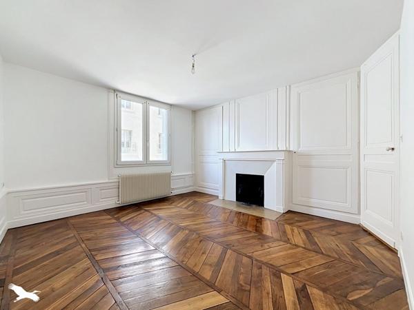 Appartement 213 000 € Tours 3 p 51 m² DPE E