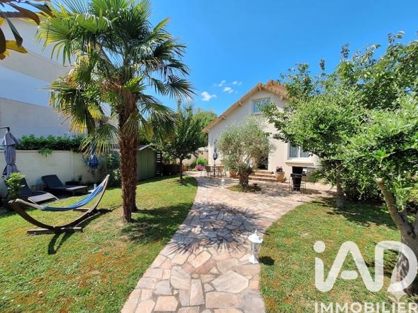Maison à vendre 7 pièces 139 m² Sainte-Geneviève-des-Bois