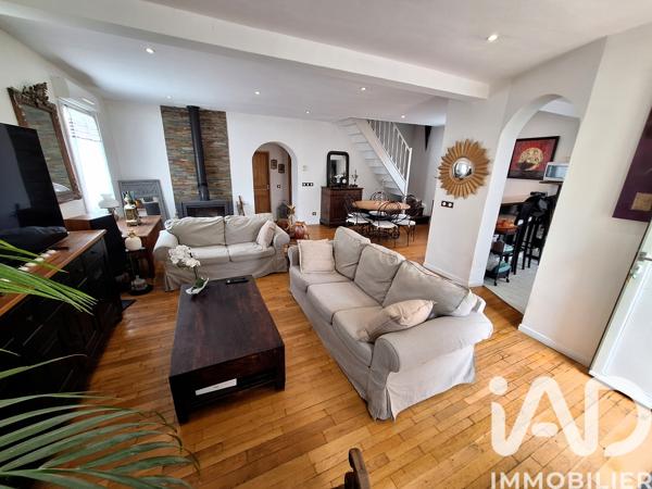 Maison à vendre 7 pièces 139 m² Sainte-Geneviève-des-Bois