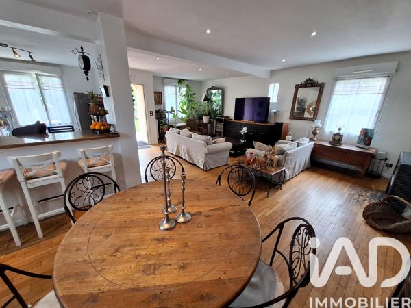 Maison à vendre 7 pièces 139 m² Sainte-Geneviève-des-Bois