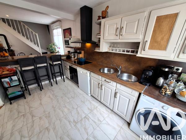 Maison à vendre 7 pièces 139 m² Sainte-Geneviève-des-Bois