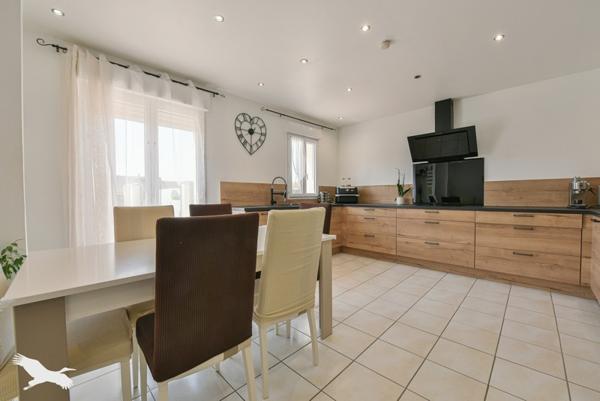 Maison 308 924 € Contres 6 p 196 m² DPE B