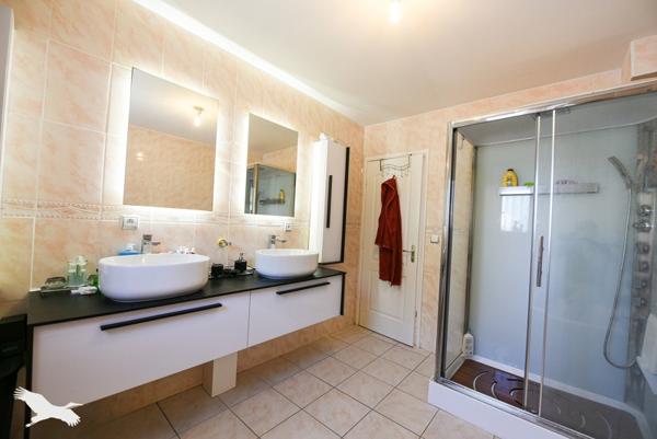 Maison 308 924 € Contres 6 p 196 m² DPE B