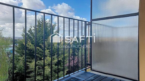 Le Raincy : T4 refait à Neuf, Balcon, Box et Cave.
