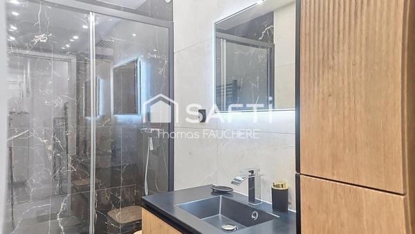 Le Raincy : T4 refait à Neuf, Balcon, Box et Cave.
