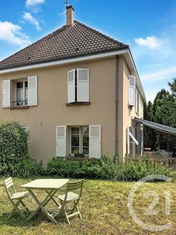 Maison à vendre  7 pièces - 240 m 2   CHARTRES  - 28