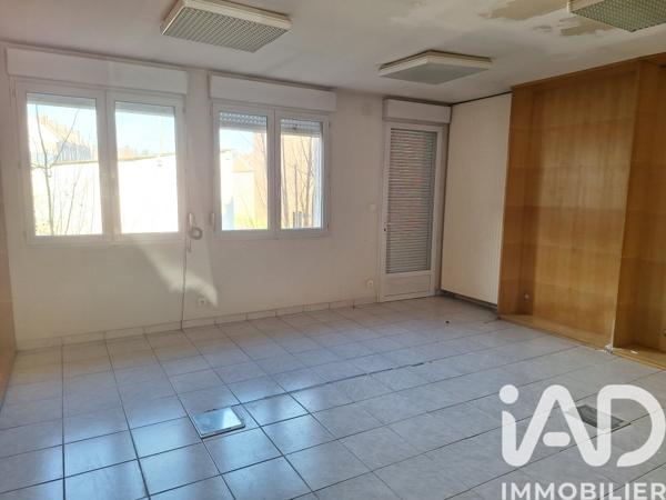 Immeuble à vendre 106 m² Breteuil