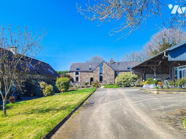 2374 - PROPRIETE D'EXCEPTION AVEC MAISON, GITES ET CHAMBRES D'HOTES