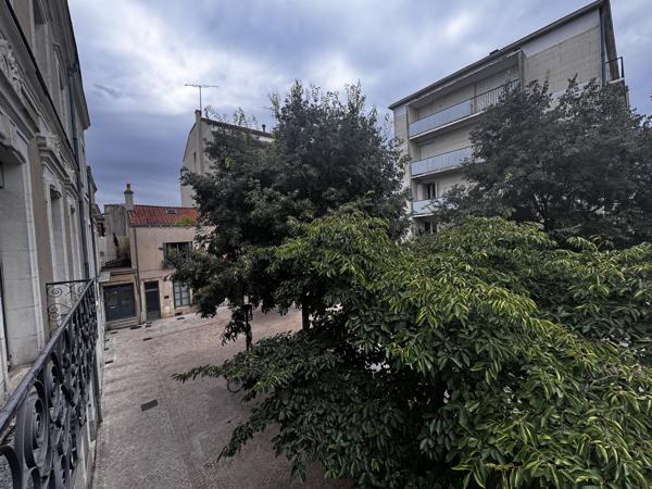 Appartement
                                                                                                                                                                                                                                                                                                                        3 pièce(s)                                                                                                                                                                                                          2 chambre(s)                                                                                                                                                                                                          77.94  m²