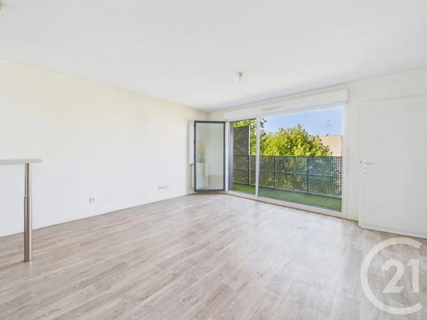 Appartement F2 à vendre  2 pièces - 44,13 m 2   BAGNEUX  - 92