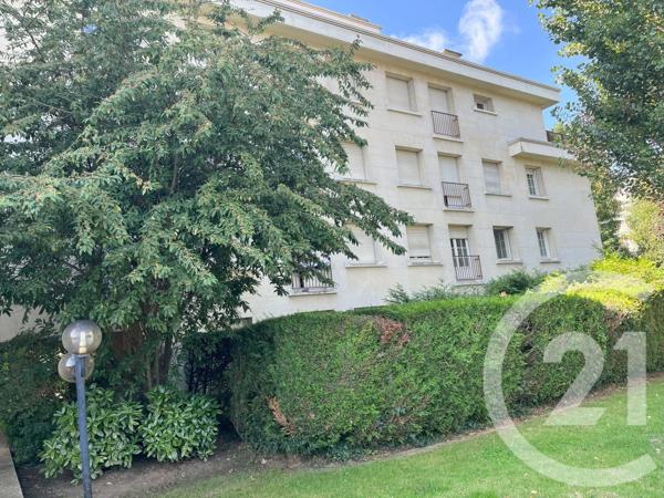 Appartement F2 à vendre  2 pièces - 44,13 m 2   BAGNEUX  - 92