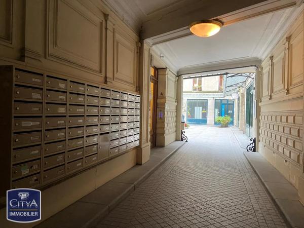Appartement à vendre 5 pièces 117m² Paris 10e Arrondissement (75010)