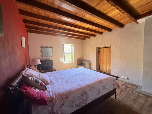 Maison 4 pièce(s) 3 chambre(s) 142.2 m²