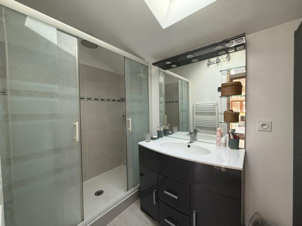 Maison 4 pièce(s) 3 chambre(s) 142.2 m²
