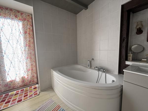 Maison 4 pièce(s) 3 chambre(s) 142.2 m²