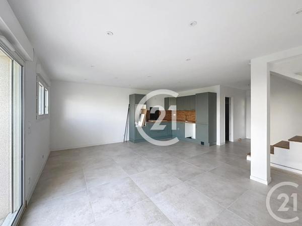 Appartement F5 à vendre  5 pièces - 118 m 2   HEROUVILLE ST CLAIR  - 14