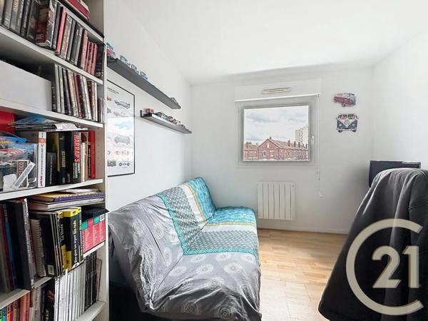 Appartement F3 à vendre  3 pièces - 61,87 m 2   LE PETIT QUEVILLY  - 76
