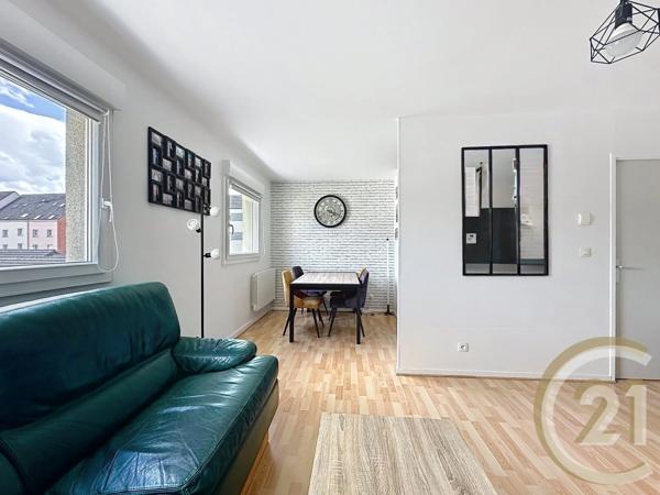 Appartement F3 à vendre  3 pièces - 61,87 m 2   LE PETIT QUEVILLY  - 76